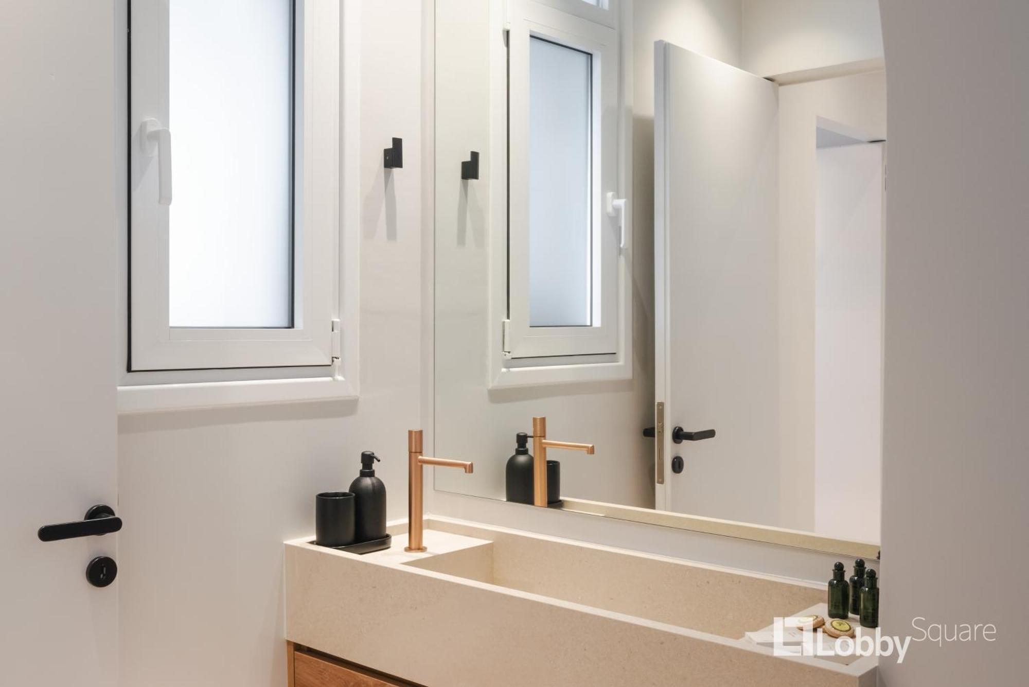 Muse Apartment By Lobbysquare Athen Eksteriør billede