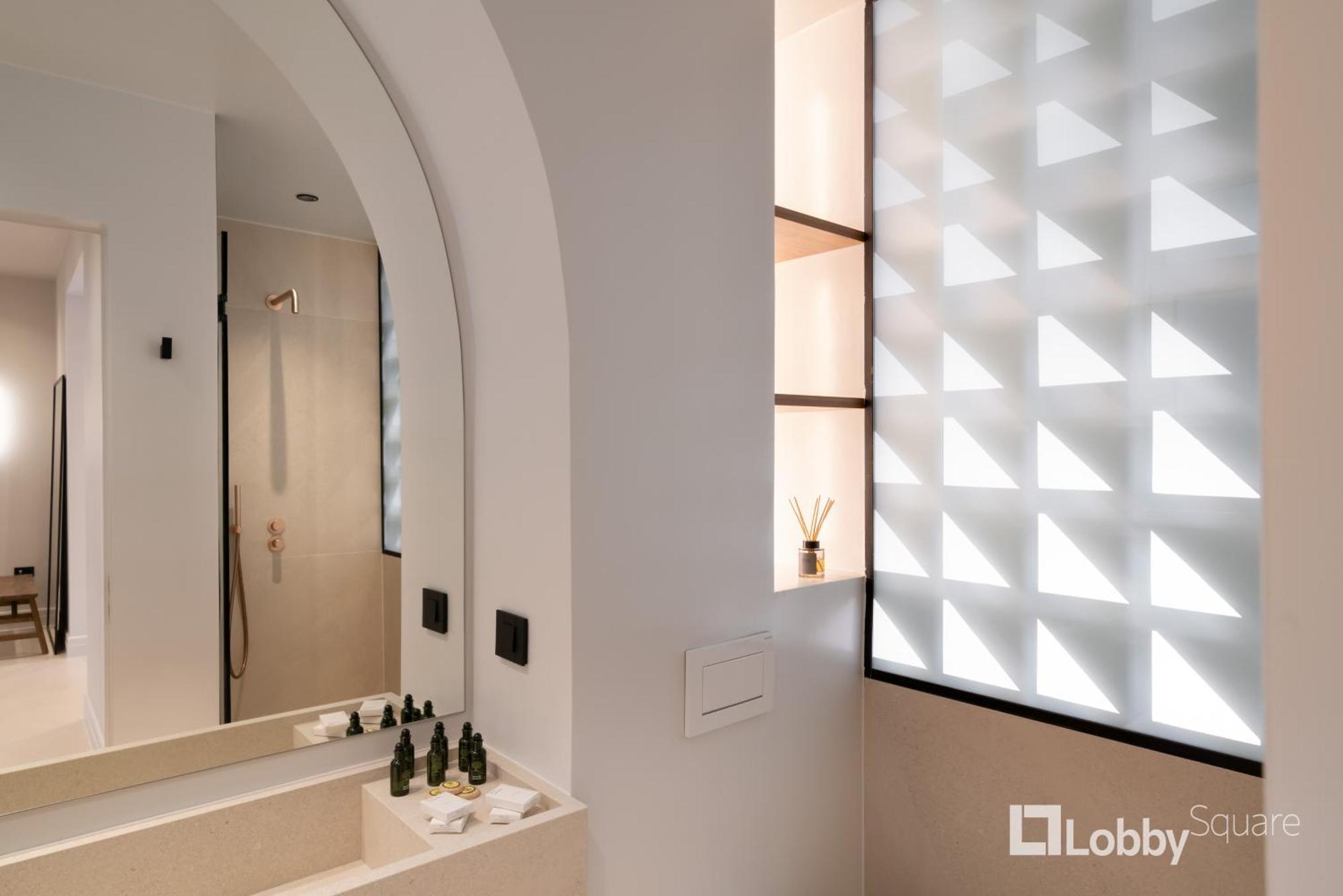 Muse Apartment By Lobbysquare Athen Eksteriør billede